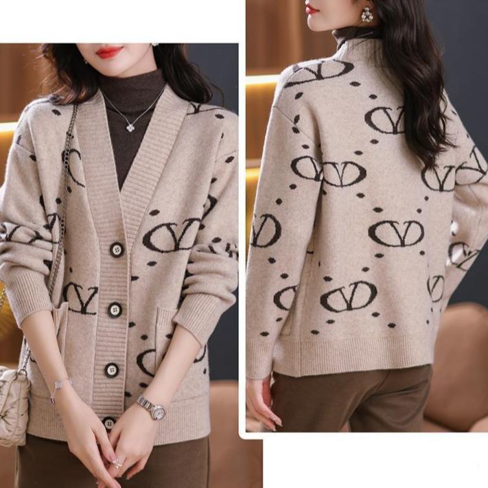Women's Knitted Cardigan Sweater Autumn and Winter Thickened Plus Size Knitted Cardigan Loose Letter Print Knitted Jacket Outwear