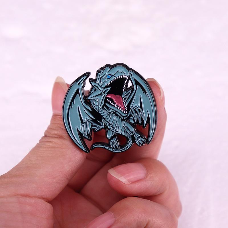 Yu-Gi-Oh! Брошь-значок «Синеглазый Белый Дракон» - Аниме-игра Аксессуар