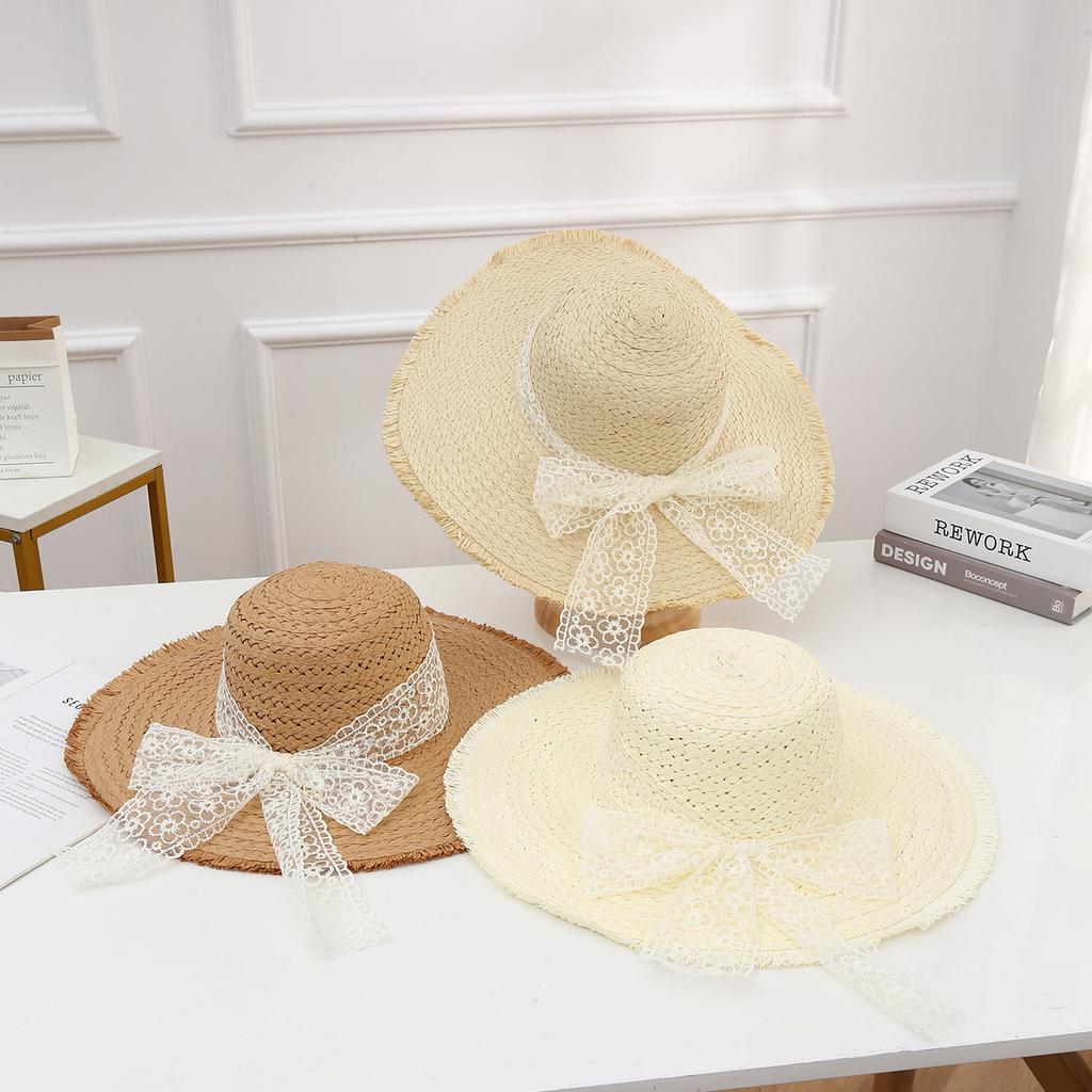 New Style Sun Hat for Women's Outdoor Travel Sun Protection Straw Hat Lace Strap Vacation Beach Hat Sun Hat