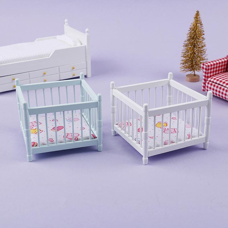 1:12 Миниатюрная кукольная кроватка Деревянная колыбель Мебель для детской комнаты Модель