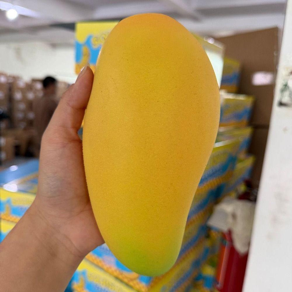 16cm Giant Mango Squishy Toy Super Soft Mango Squeeze Toy Realistic Fruits Pinch Office Desk Toy