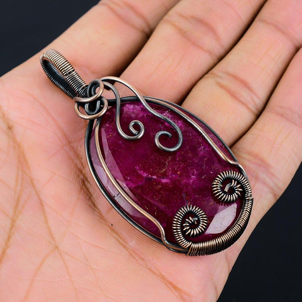 Лабораторный кулон ручной работы с рубиновым драгоценным камнем из чистой медной проволоки для новогоднего подарка