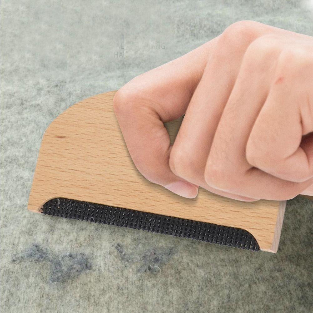 Portable Comb Wooden Sweater Clothes Hair Removal Comb Epilator Shaver Lint Remover Lint Trimmer