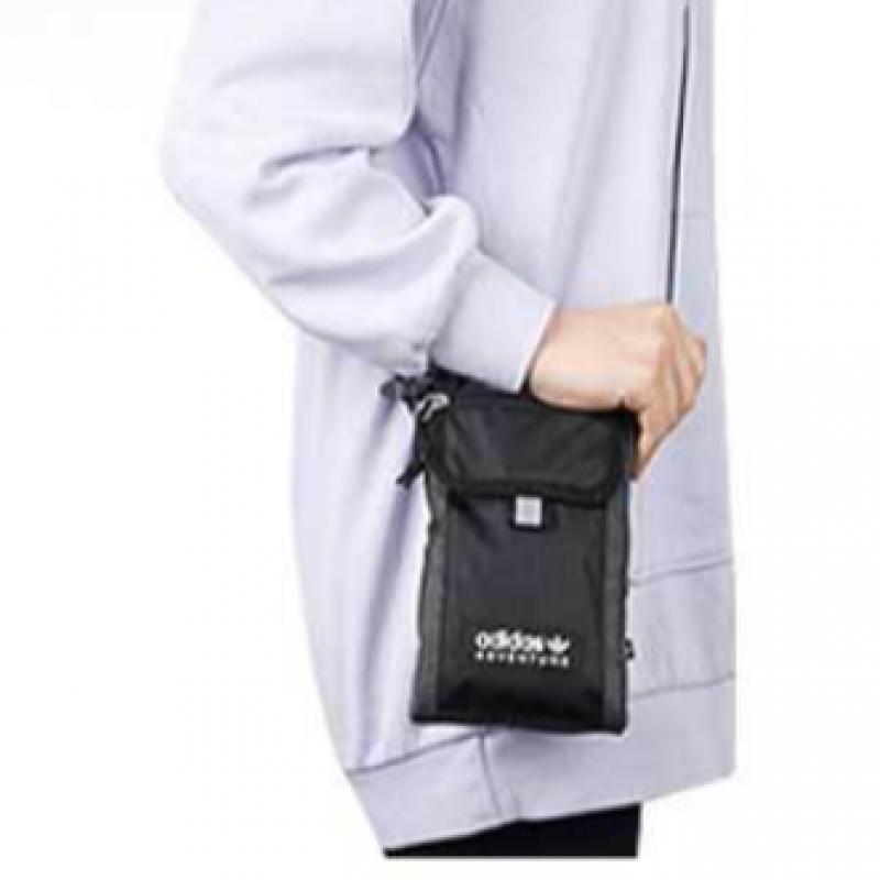 Adidas Сумка-приключение с флагом Ib9366