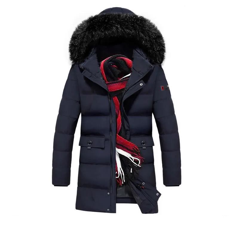 Зимний пуховик средней длины с капюшоном для сохранения тепла и толстой стеганой курткой. Свободная куртка большого размера.