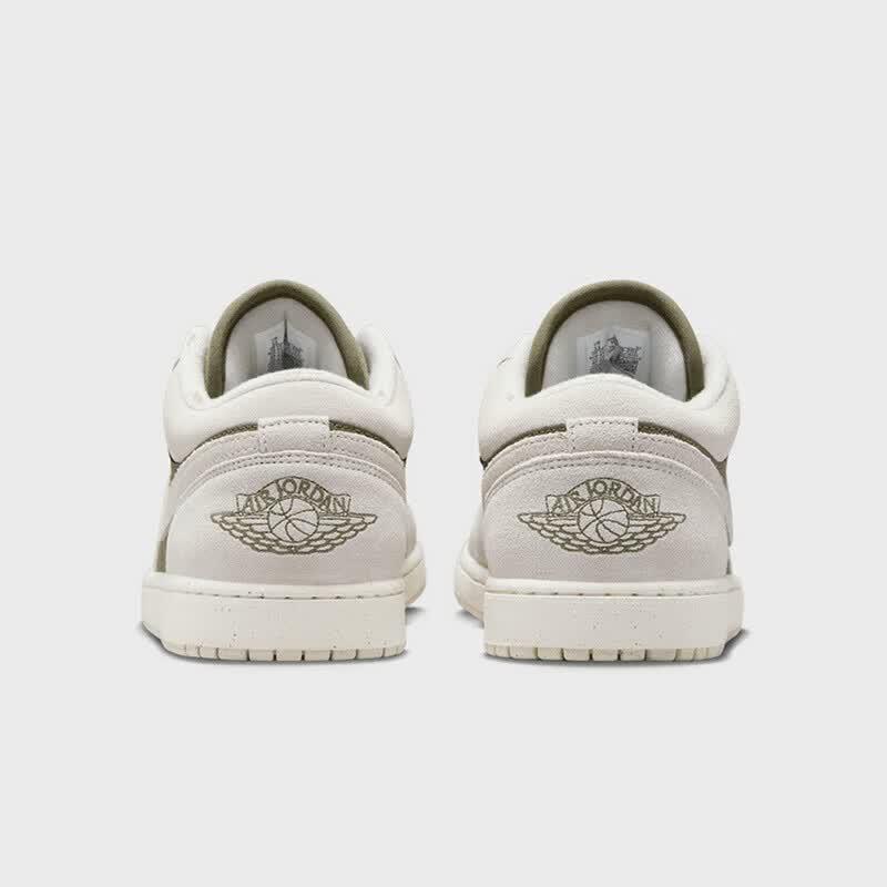 Jordan Men's AJ1 Low-Top Lifestyle Sneakers