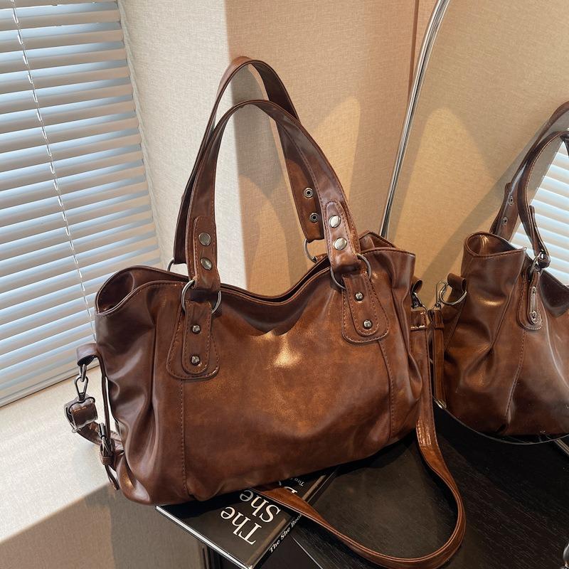 Retro Bag Women's Large-capacity New Casual Messenger Commuter Bag Popular Portable Class Tote Bag