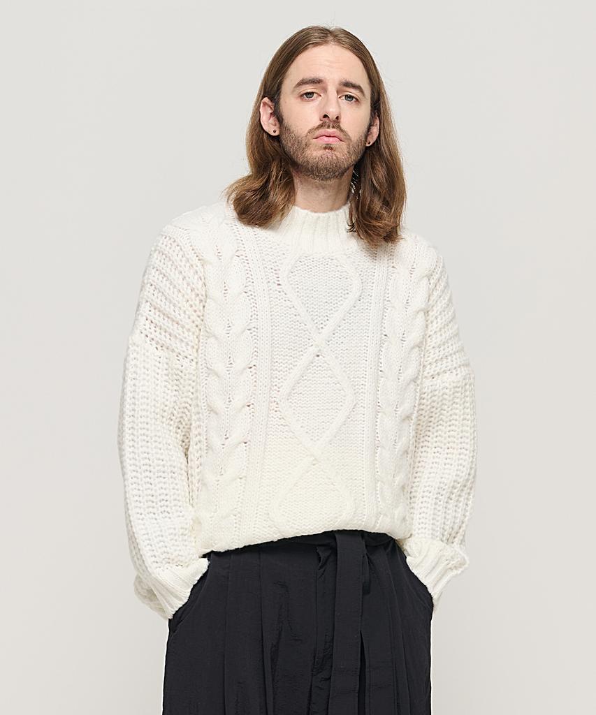 CARGOBROS Semi-Over Cable Mock Neck Knit (Ivory)