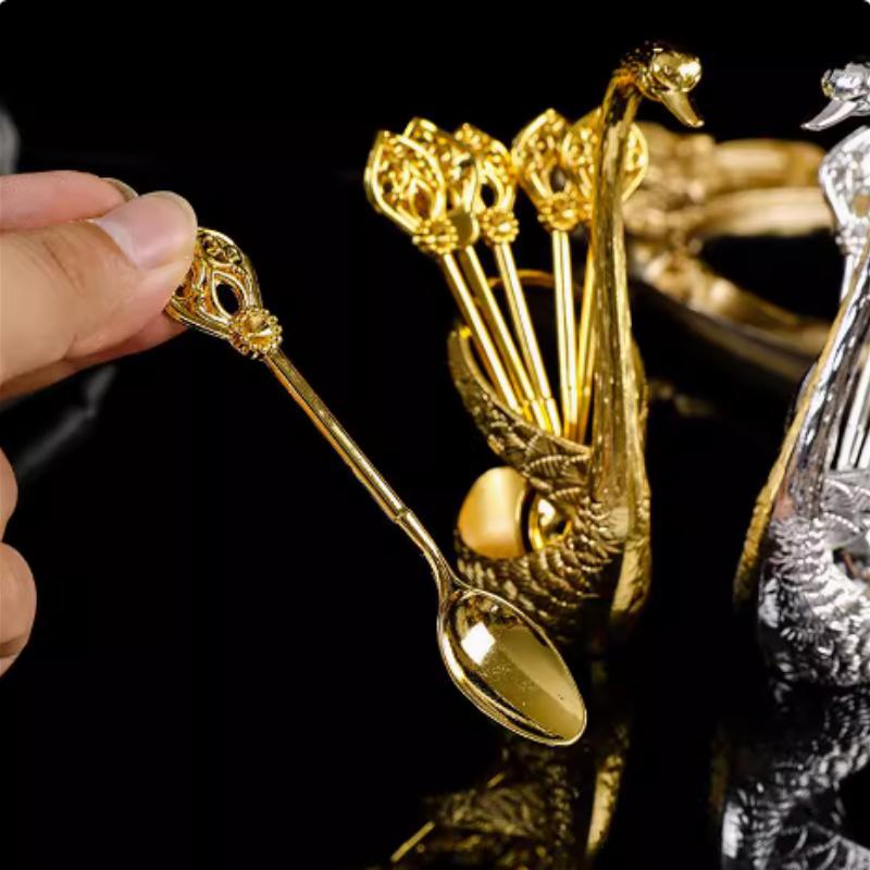 A Set of Seven Afternoon Tea Coffee Spoons, Ice Cream Cake Spoons, Dessert Spoons, Swan Shaped Kitchen Utensils, Creative Gifts