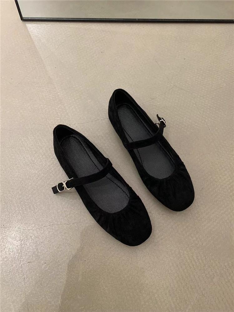 Нежные волшебные туфли Мэри Джейн женские 2024 новые французские элегантные плиссированные балетки с круглым носком и неглубоким горлом