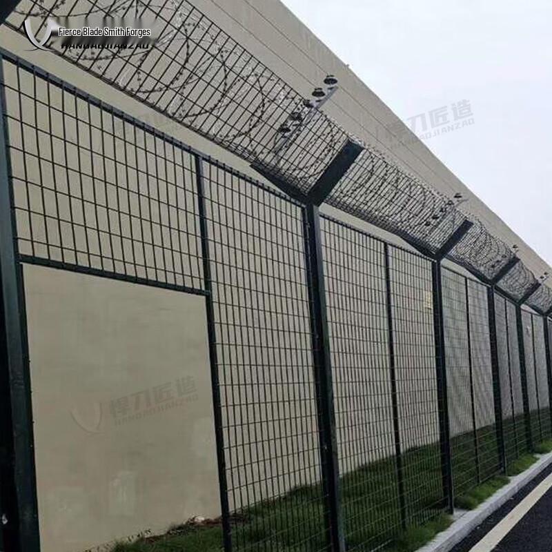 Airport Security Y-Post Fence with Barbed Wire