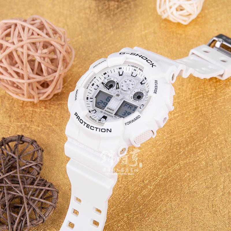 Casio Мужские часы с двойным дисплеем (жидкокристаллический/аналоговый) Серия White GA-100MW-7A GA-100MW-7A