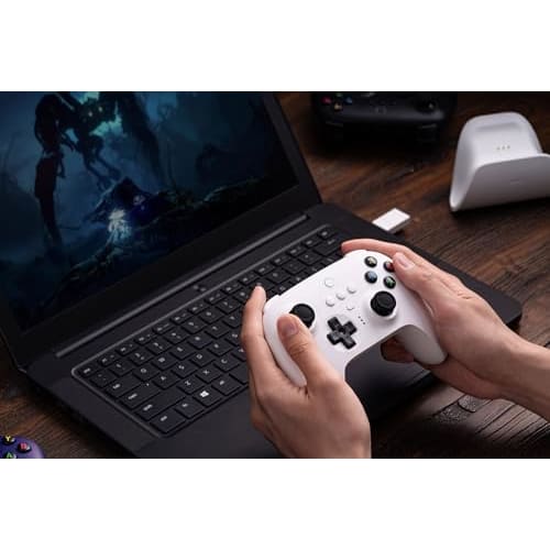 Беспроводной контроллер 8BitDo Ultimate 2.4G, Обновление джойстика с эффектом Холла, Игровой контроллер с зарядной док-станцией для ПК, Android, Steam Deck и Apple (белый)