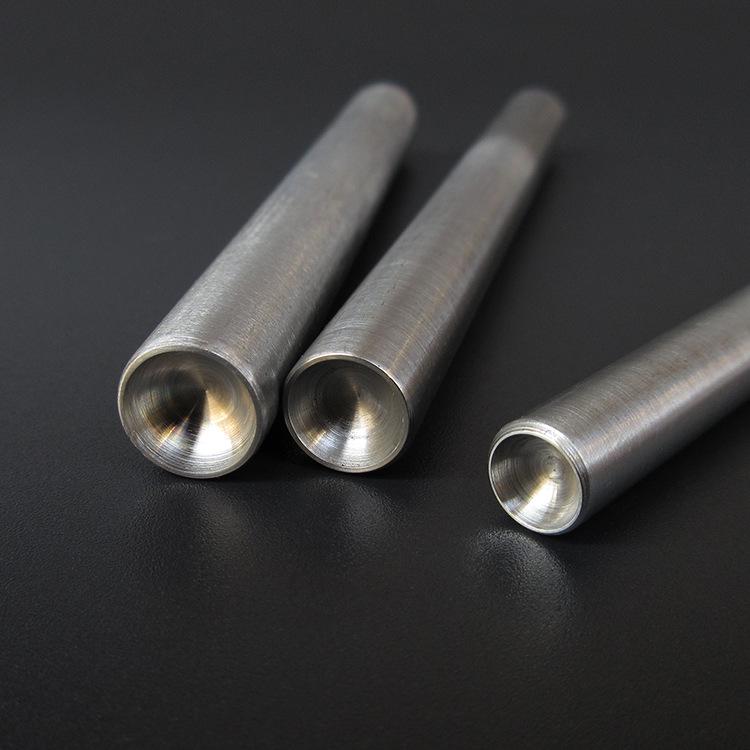 Инструмент для пробивки гвоздя-заклепки с грибовидной головкой для ручной установки