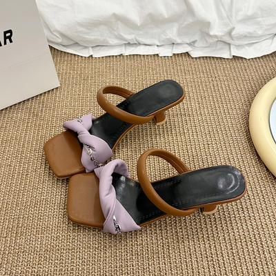 Модные женские шлепанцы на шпильке, летние новые, с квадратным носком, открытым носком, с блестками, фиксирующие стопу, противоскользящие, износостойкие, на низком каблуке