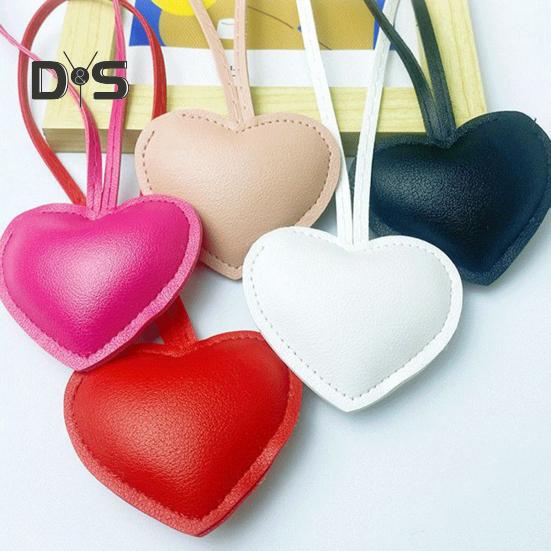 Подвеска для сумки в форме сердца из искусственной кожи, брелок для ключей, яркий цветной декор для сумки, аксессуар для автомобильного ключа