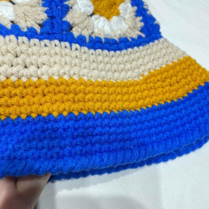 Sweet Girl Crochet Bucket Hat Cute Ladies Fisherman Cap with Flower Pattern Woman Teenagers Casual Summer Sunproof Hat