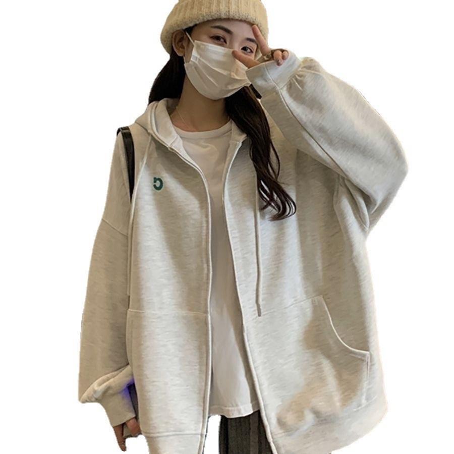 Korean Oversize Hooded Sweatshirt: Long-Sleeved, Loose Fit for Women - Perfect for Spring, Autumn, and Winter. Trendy Japanese Student Style.