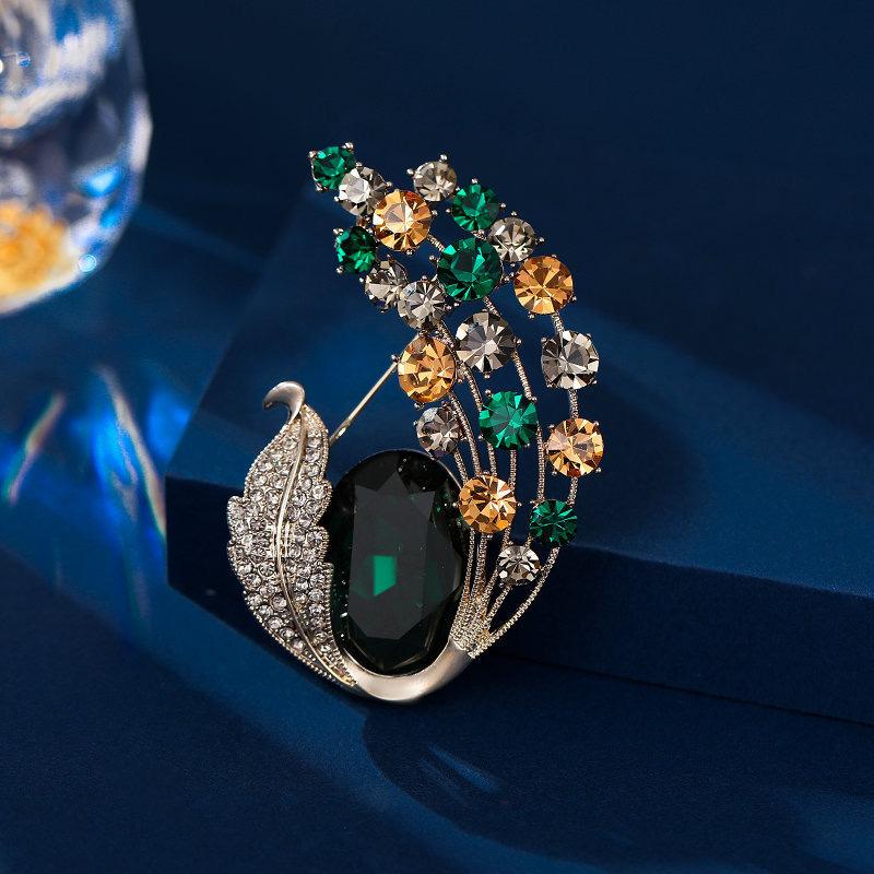 Fashionable Crystal Ladies Crystal Flower  Brooch Irregular Winding Brooch Gift Commemorative Geometric Pin Accessories For Women PD1969