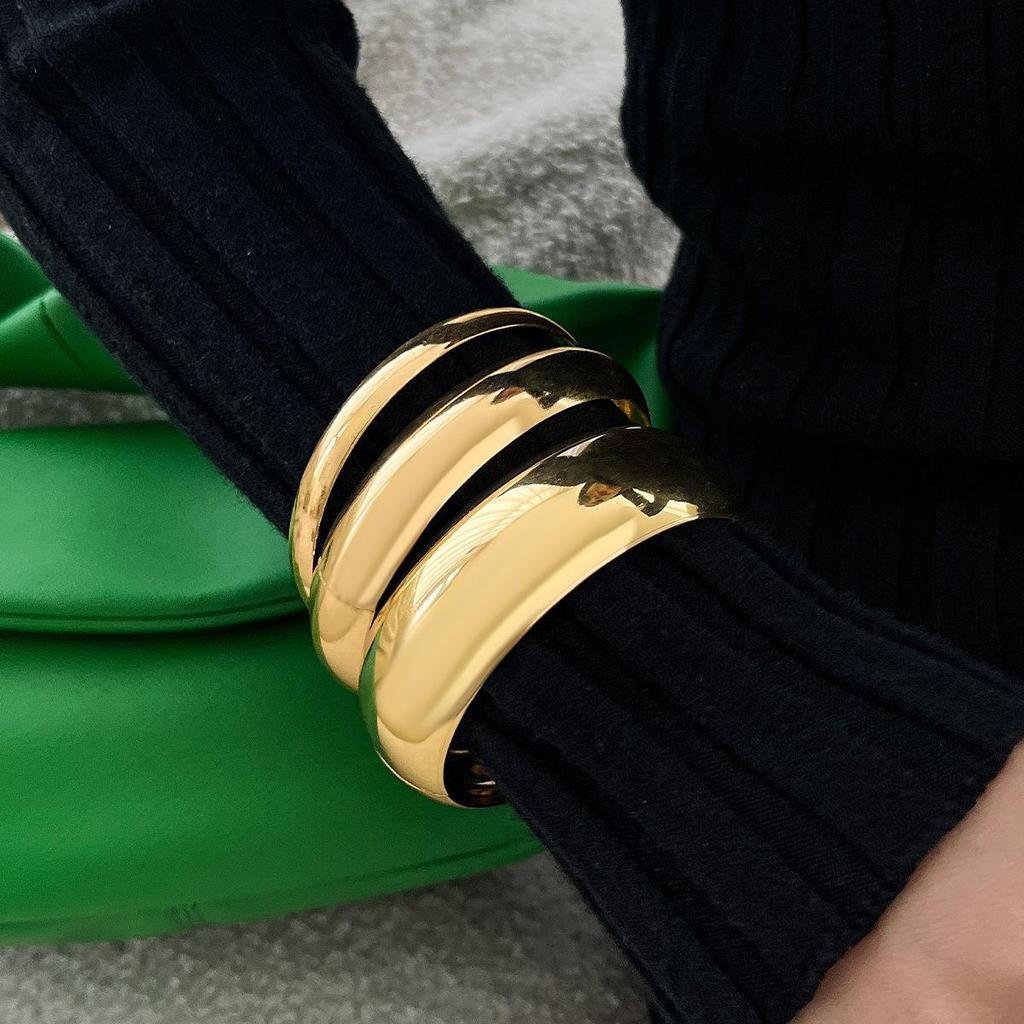 Элегантный геометрический браслет Twist Metal Set