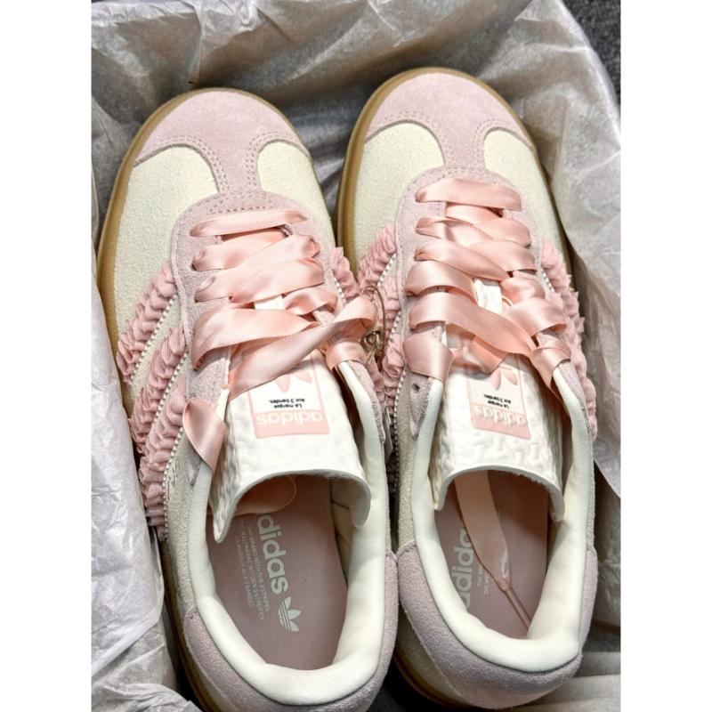 adidas Женские кроссовки Gazelle Bold Pink Ruffle Lace цвета слоновой кости, песочно-розовые, с оттенком белого JR8374