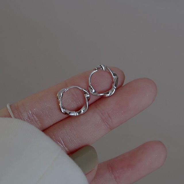 JWER винтажные гладкие металлические серьги-кольца для женщин и девочек, элегантные роскошные новые корейские украшения, серьги для повседневных темпераментных девушек