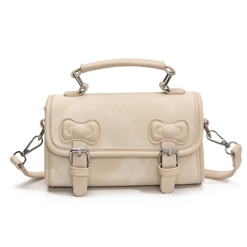 Корейская версия ins повседневная сумка Кембридж для девушки 2025 новая нишевая в иностранном стиле универсальная сумка-подушка для ношения в руках сумка через плечо для通勤