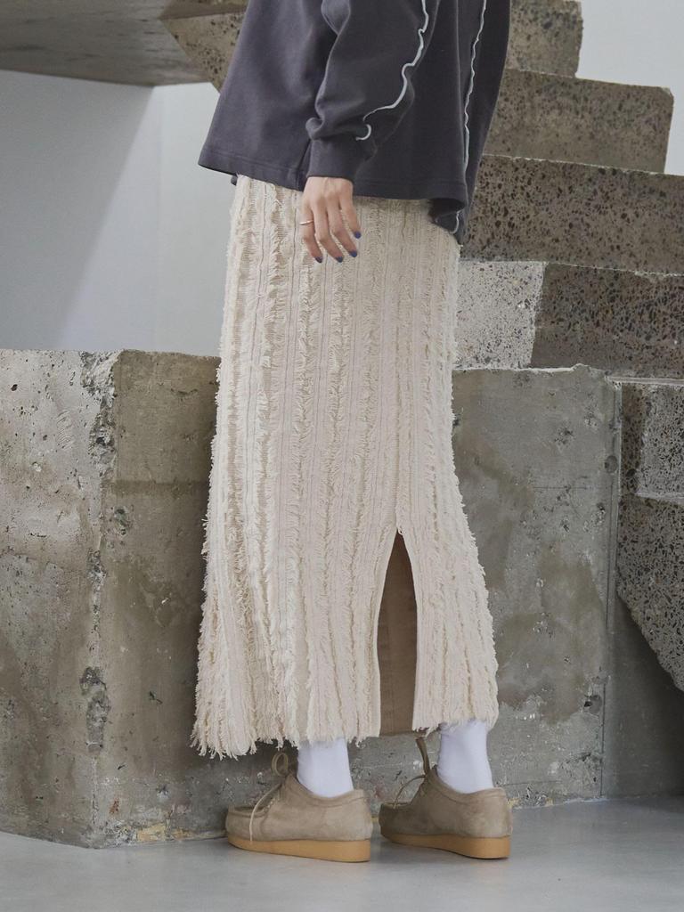 Юбка-миди узкая трикотажная с бахромой Cohen 76706460227 0900 ЧЕРНЫЙ(09) СВОБОДНО