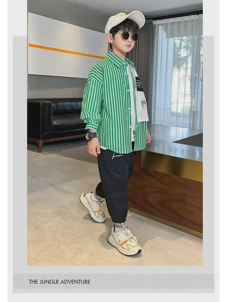 Модные рубашки для мальчиков весна-лето 2024: Стильная уличная одежда для детей