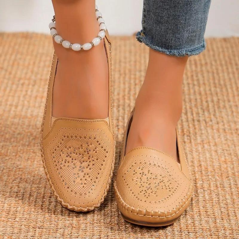 Горячая распродажа модной женской обуви 2024 года, новые женские туфли на плоской подошве, летние дышащие повседневные туфли для ходьбы, мягкие нескользящие женские мокасины