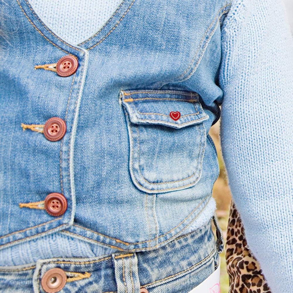 10 шт. маленькие красные вышитые сердца мини самоклеящиеся нашивки DIY аксессуары для одежды вышитые значки 1.2*1.4CM