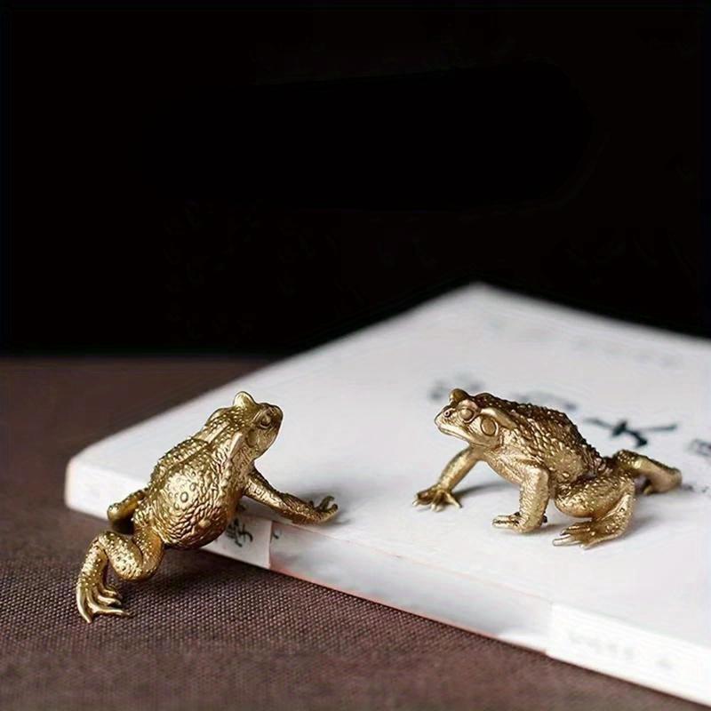 Feng Shui Copper Pocket Money Toad Fortune Brass Toad Figurine Indoor/Outdoor Decorative Statue No Electricity Required