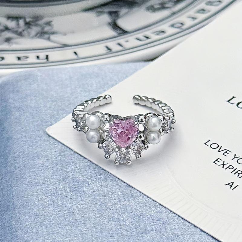 Неправильный цвет Бабочка Розовый Цир*****Кольцо-ручка Личность Нишевый дизайн Продвинутое ощущение Любовь Кольцо-штабель Женщина