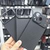 Ультратонкий магнитный чехол из кевлара и углеродного волокна для iPhone 17 Pro Max