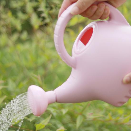 1.5L Watering Can Cartoon Elephant Watering Can Kids Watering Bottle with Removable Shower Head for Bonsai Trees Home Office Desktop Plants