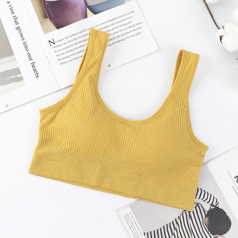 Бесшовный спортивный бюстгальтер-бандо в рубчик с широкими плечевыми лямками