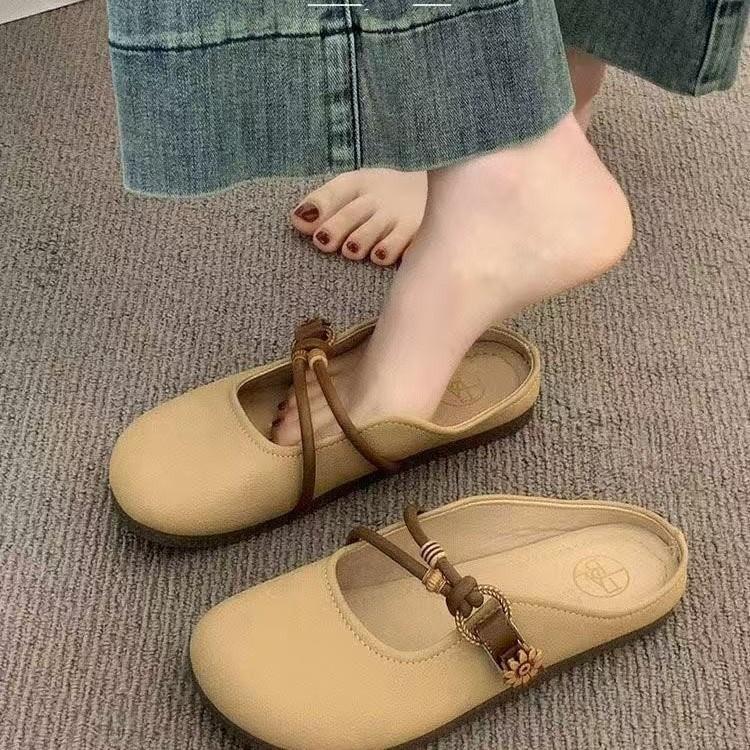 Summer outer wear bag head half slippers women's 2025 new super fire flat bottom one pedal lazy half tray French cool slippers