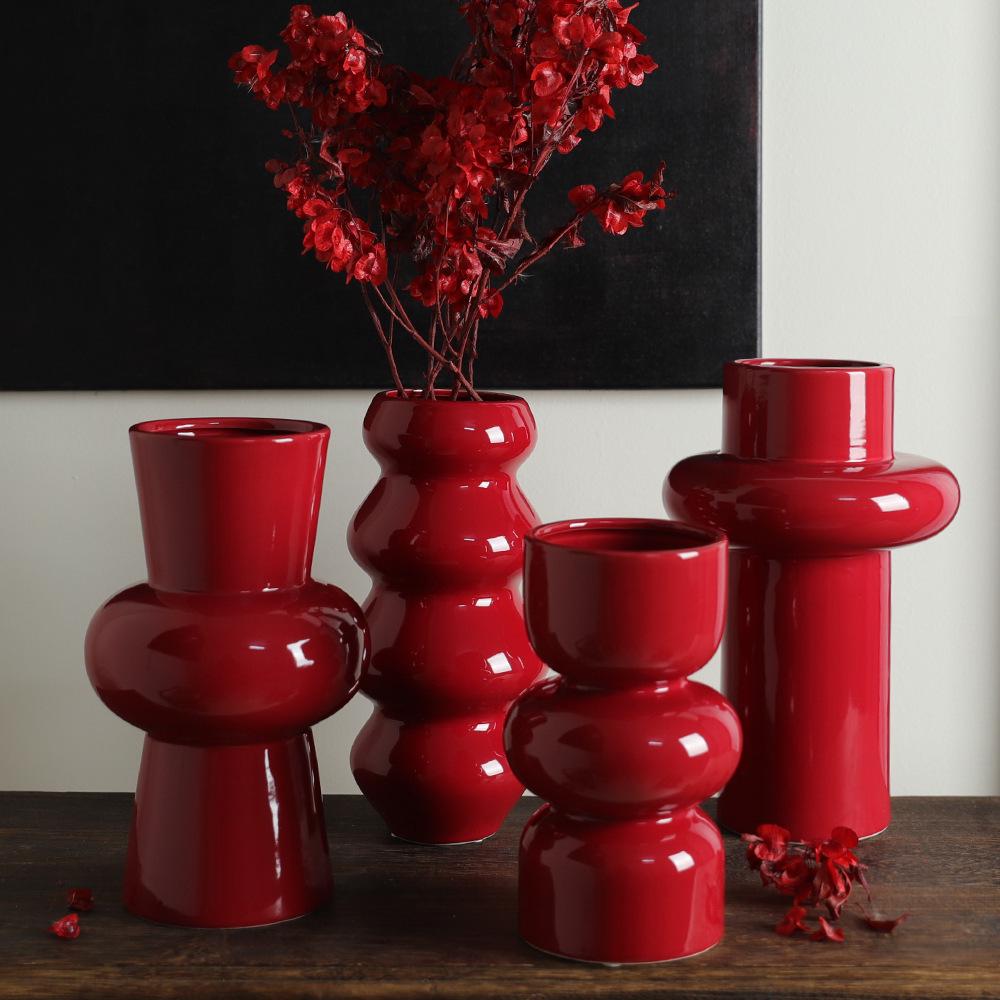 Китайская красная керамическая ваза середины века - Новогоднее специальное украшение для гостиной или свадебные композиции из шелковых цветов