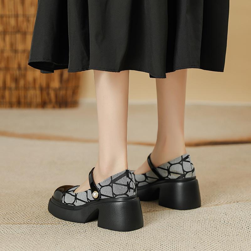 Туфли Мэри Джейн на толстом каблуке в стиле ретро Сяосянфэн, женские весенние новые туфли на толстой подошве, на подошве-маффин, японские одинарные туфли, универсальные маленькие кожаные туфли