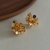 Beautiful retro light luxury high sense French three-dimensional petal metal flower earrings temperament light luxury stud earrings women