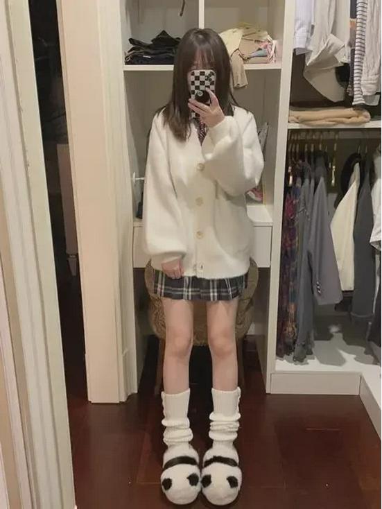 Women's Small Japanese JK Furry Knitted Sweater Cardigan - Soft, Warm, Long-Sleeved for Autumn/Winter