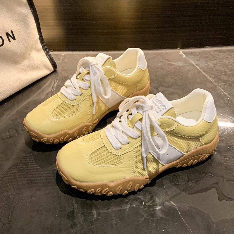 Женские маленькие белые туфли на толстой подошве 2025 лето новая легкая и дышащая повседневная спортивная обувь на мягкой подошве для бега Форрест Гамп женские туфли