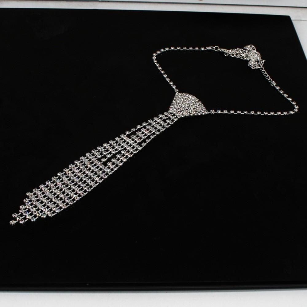 Длинное ожерелье с кисточками и галстуком-бабочкой, сверкающее ожерелье со стразами