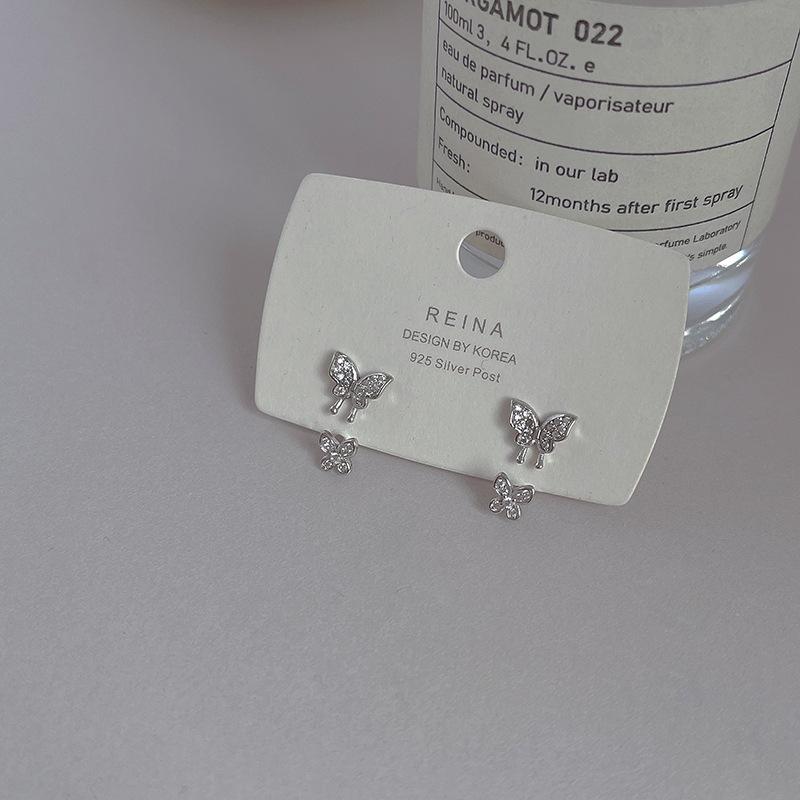 Серьги-гвоздики в форме бабочек из стерлингового серебра 925 пробы, женские корейские темпераментные изысканные серьги-гвоздики с нишевыми подвесками из циркония