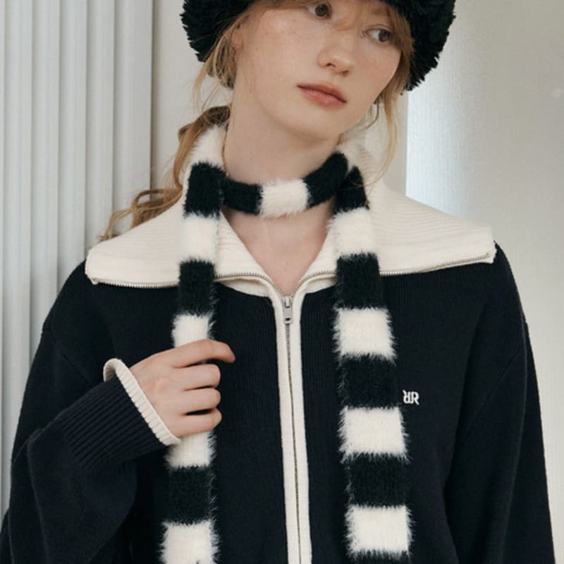 JUDY AND PAUL Striped Knit Muffler (4 colors)