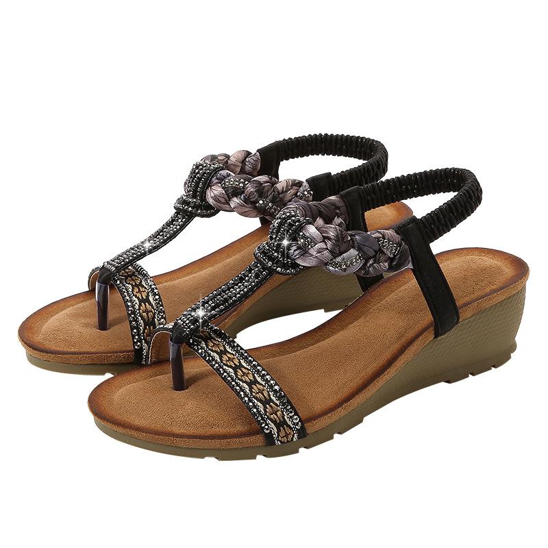 Удобная обувь, новые модные босоножки со стразами, женская обувь на платформе и танкетке