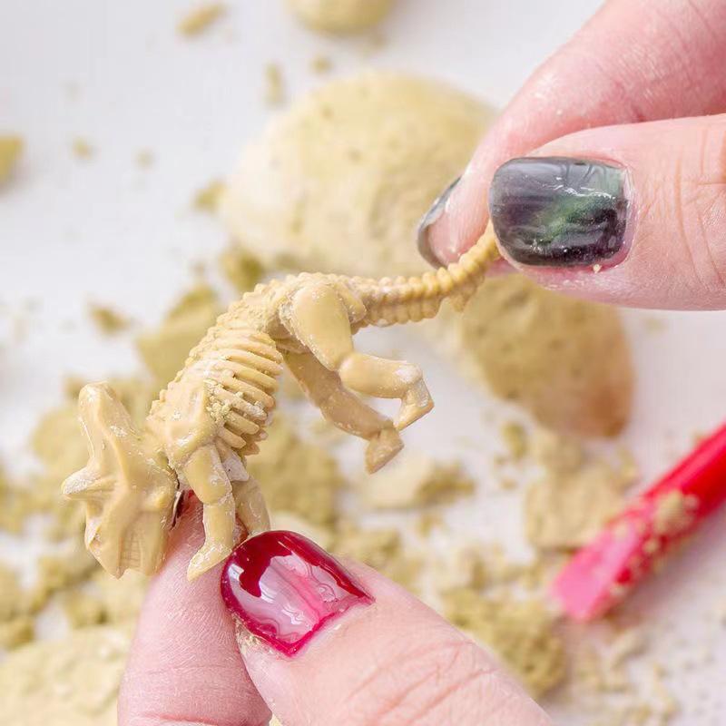 June 1st Elementary Dinosaur Fossil Digging Toy Blind Box