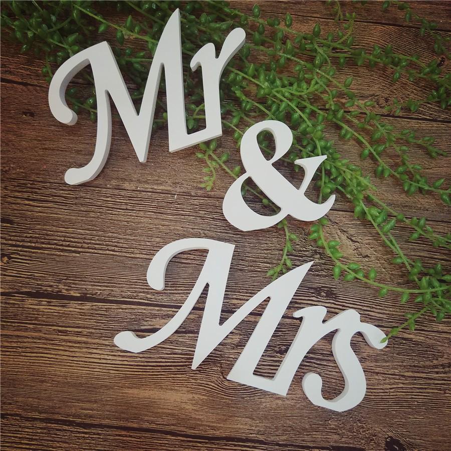 One Set White Color Standing Mr & Mrs Letters for Wedding Party Decoration & Gift