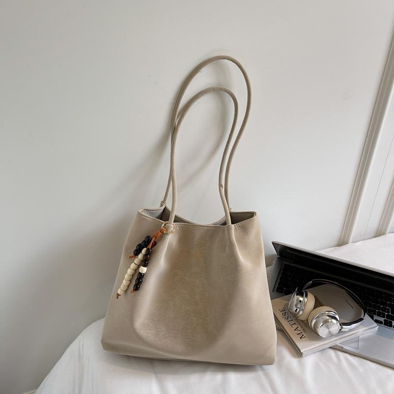 Сумка большой вместимости женская осенне-зимняя универсальная 2025 новая ретро текстура на плечо повседневная рабочая сумка-тоут для поездок