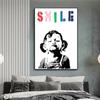 Граффити Бэнкси УЛЫБКА С Девочкой Плакаты и Принты Холст Картины Настенные Картины Для Гостиной Украшения Дома